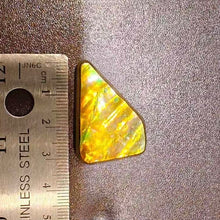 将图片加载到图库查看器，golden Freeform Ammolite

