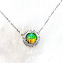 将图片加载到图库查看器，Ammolite Pendant Sterling Silver ORIGINS Small Round Pendant
